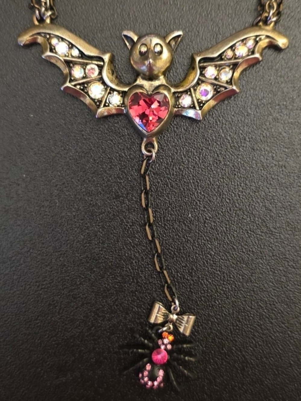 Vintage Betsey Johnson Creepy Critters Bat & Spider Necklace & Earrings Rare - Picture 4 of 9